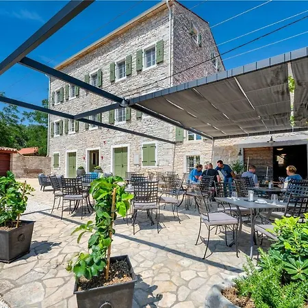 Relais And Wine San Tommaso (adults Only) Πανσιόν Bale